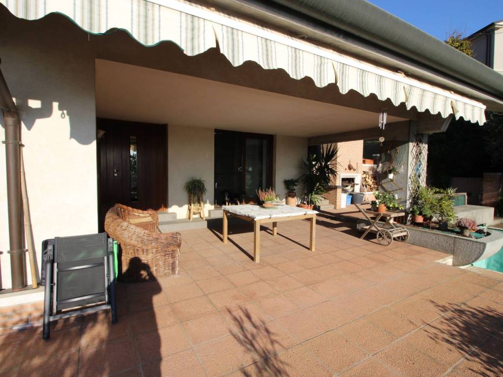 Villa a Castiglione delle stiviere in Via dei Mandorli - Foto 5