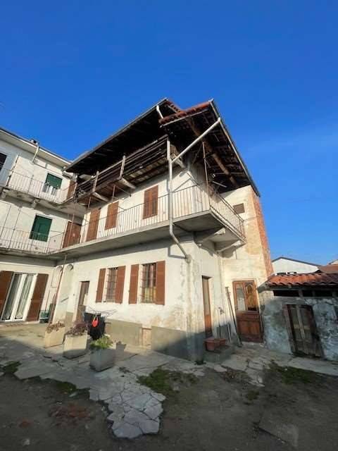 Casa indipendente a Cameri in Vai Italia, 28 - Foto 2