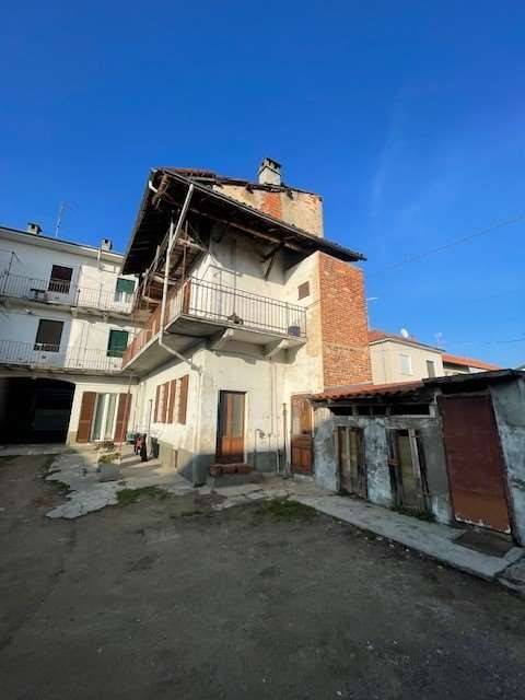Casa indipendente a Cameri in Vai Italia, 28 - Foto 3