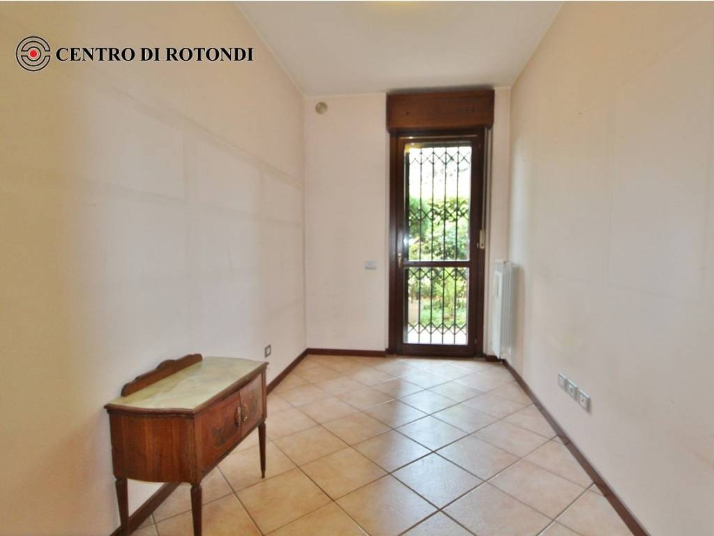 Appartamento a Cerro maggiore in Via Como, 2 - Foto 2