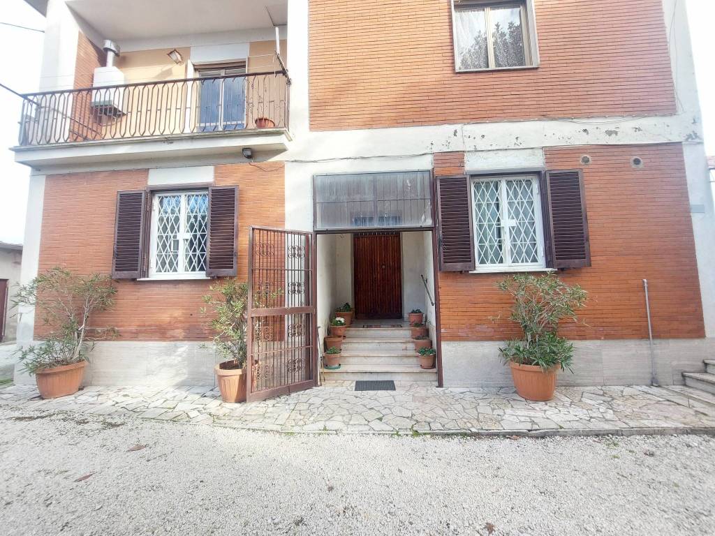 Appartamento a Labico in Via Agrolatino - Foto 2