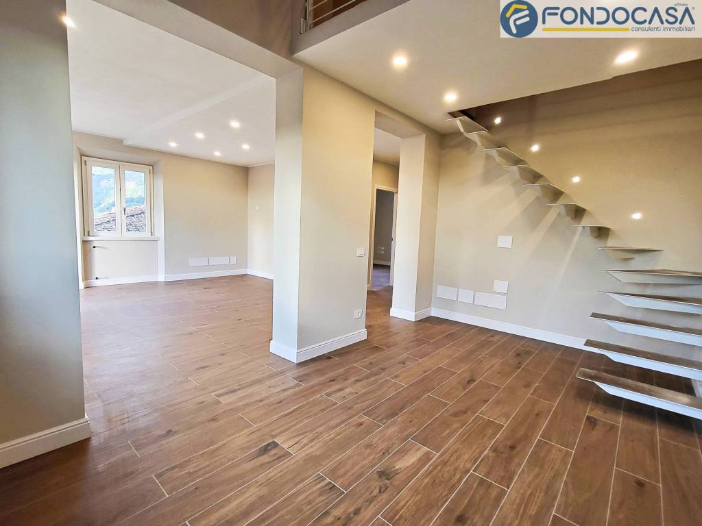 Appartamento a Seravezza in Via Barsanti, 66 - Foto 4