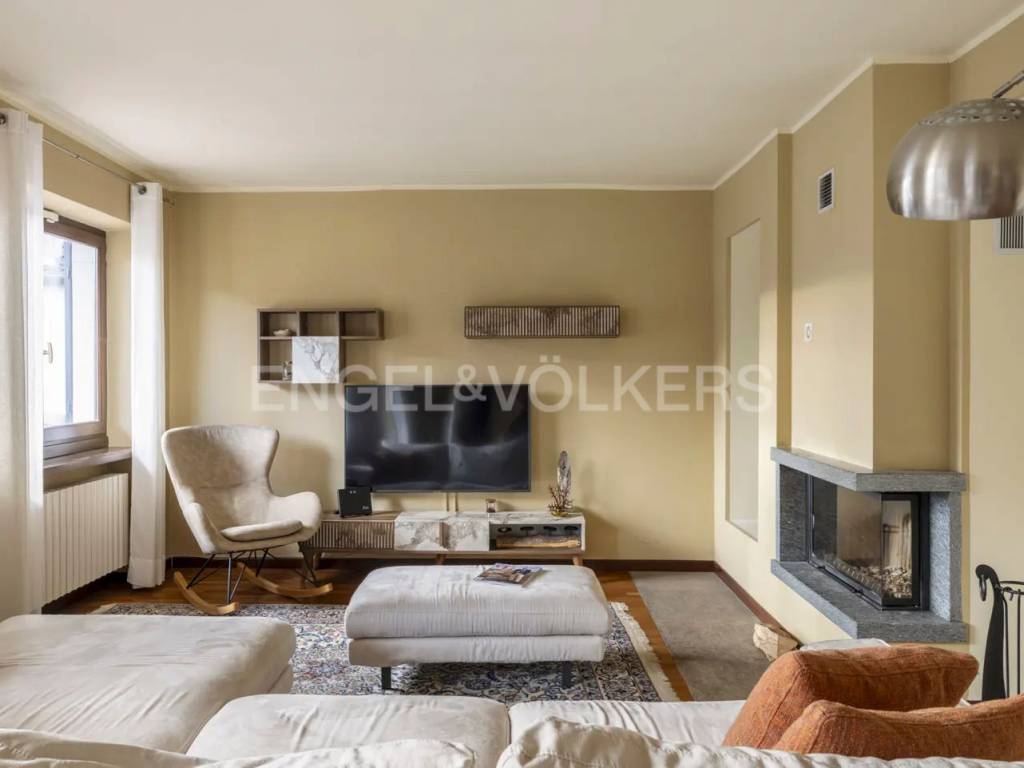 Villa a Pettenasco in Via Ernesto Morea, 9 - Foto 2