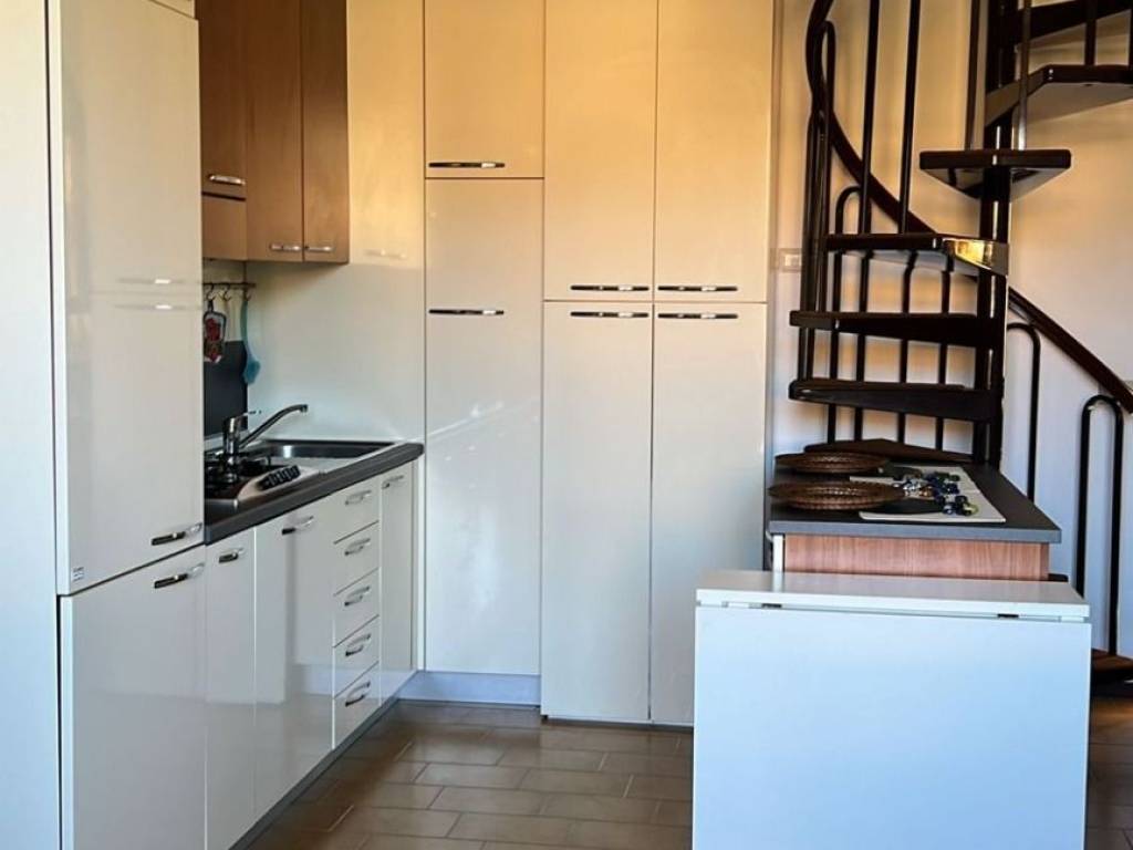 Appartamento a San felice del benaco in Viale Italia - Foto 3