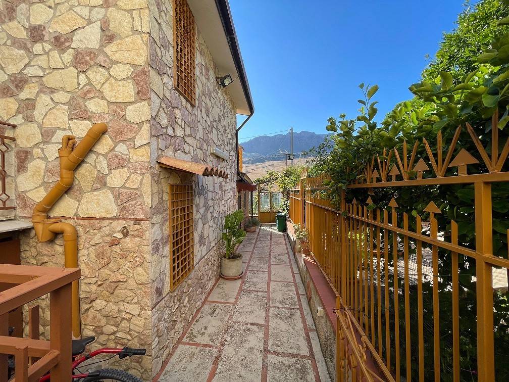Villa a Monreale in Strada Vicinale Montagnola - Foto 3