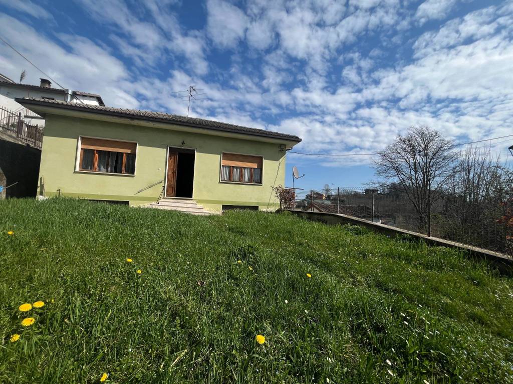Villa a Cassinasco in Via Roma - Foto 3