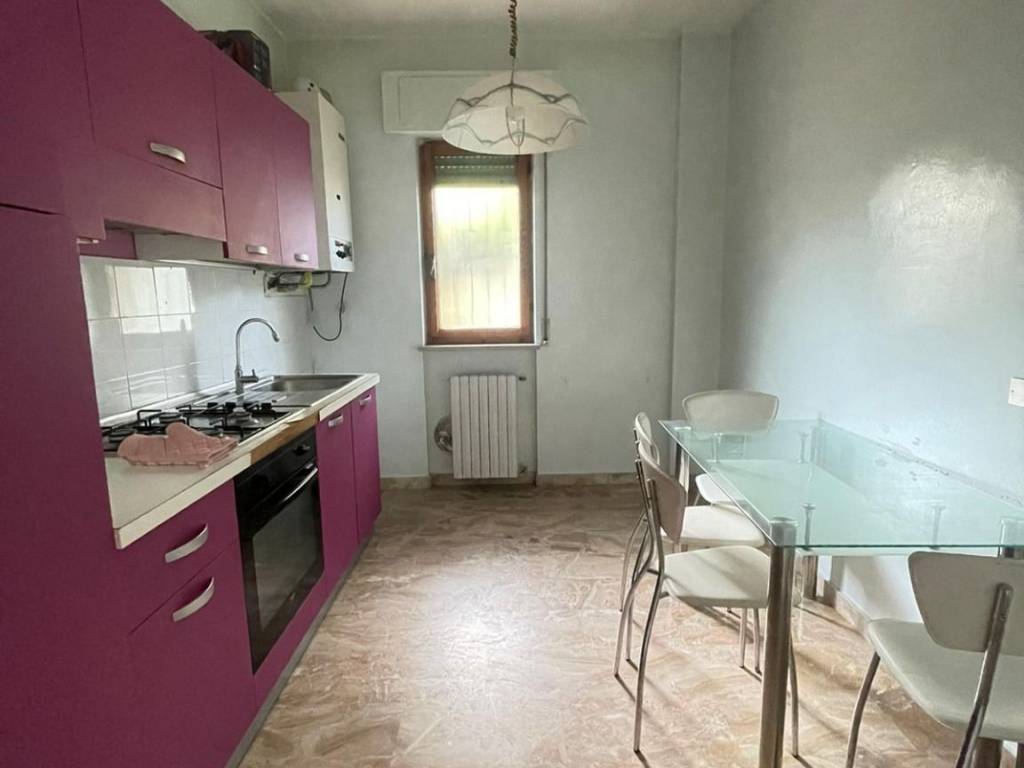 Appartamento a Pescara in Via Strada Fonte Borea - Foto 5