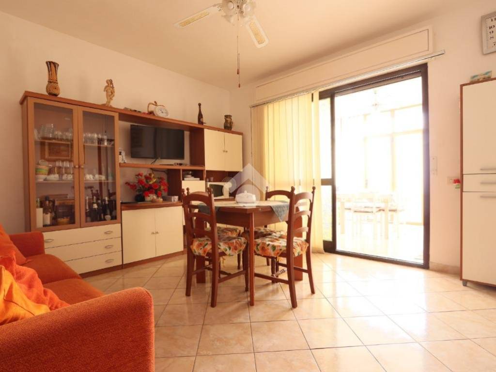 Appartamento a Alba adriatica in Via Camillo Benso Conte di Cavour, 79 - Foto 5