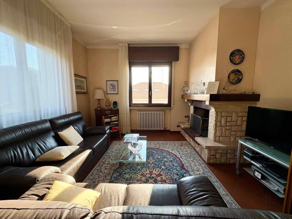 Appartamento a Verona in Via Olga Visentini, 7 - Foto 2