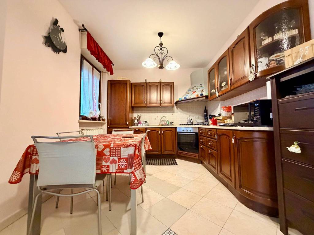 Appartamento a La loggia - Foto 5