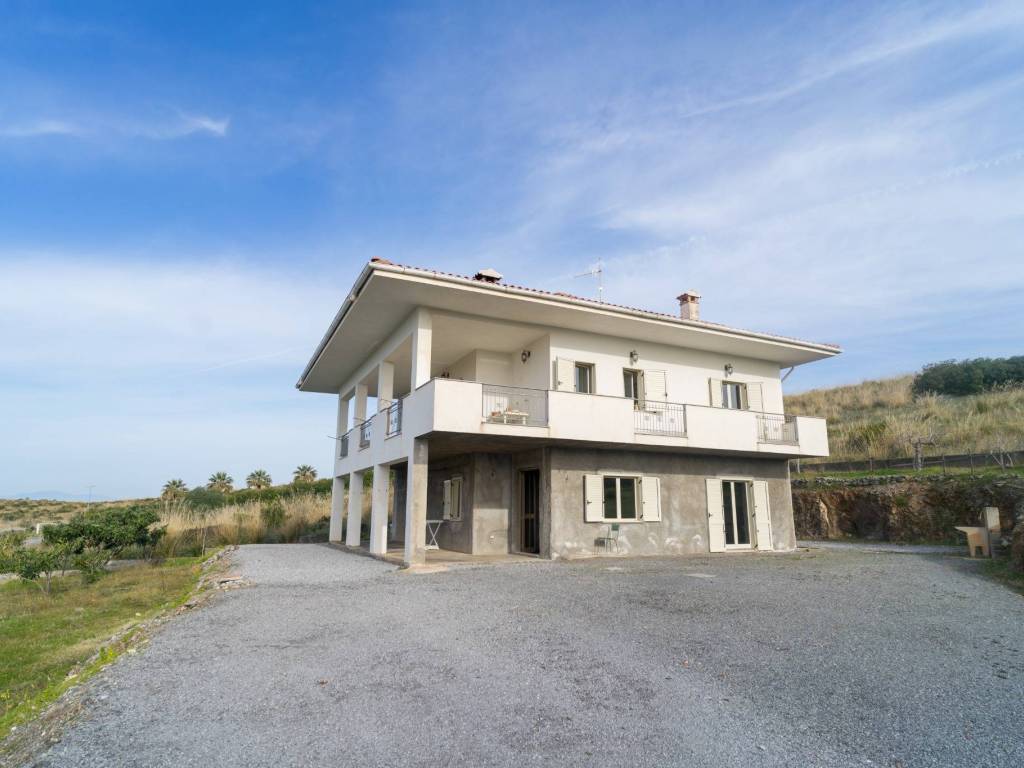 Villa a Scalea in petrosa - Foto 4