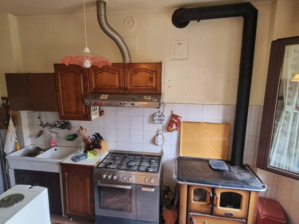 Casa indipendente a Gattinara in Corso Camillo Benso di Cavour, 36 - Foto 5