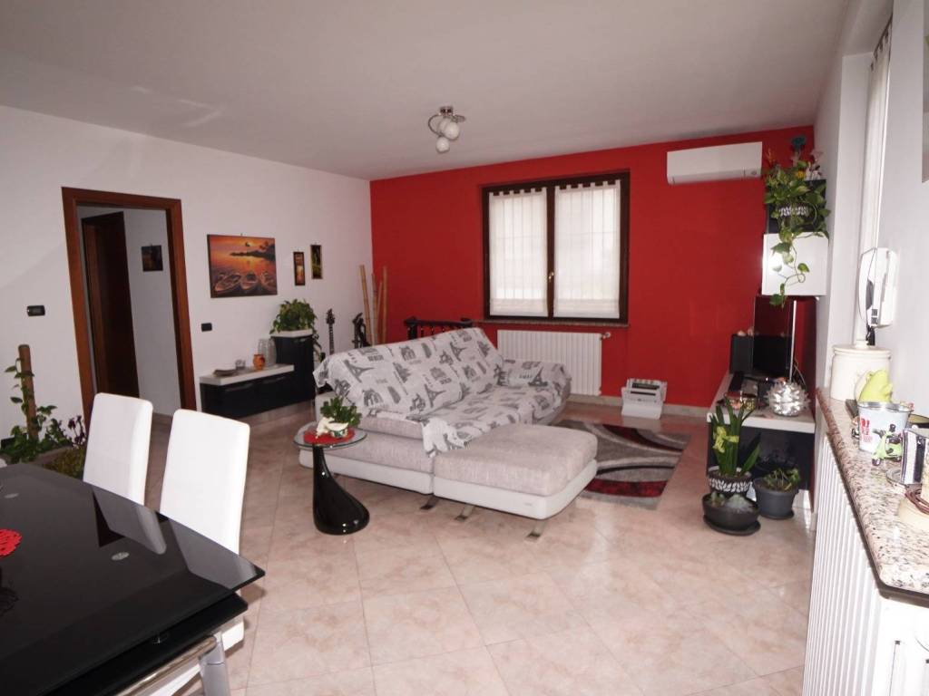 Appartamento a Cilavegna in Via Vecchiarino - Foto 4