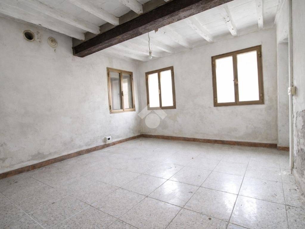 Casa indipendente a Baiso in Via Magliatica, 1 - Foto 2