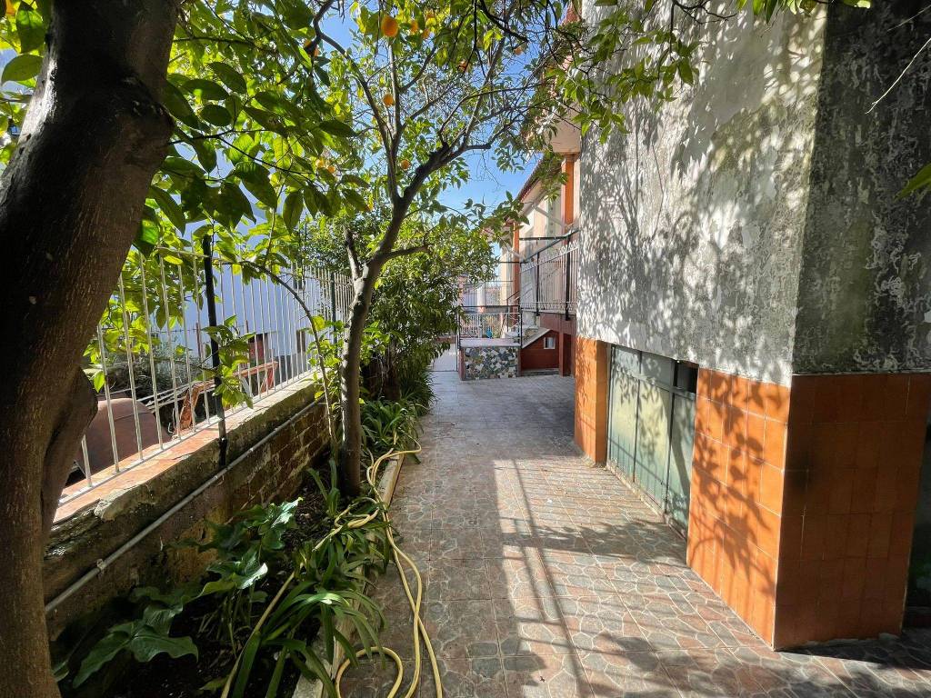Villa a Portici in Via Gioacchino Cardano - Foto 3