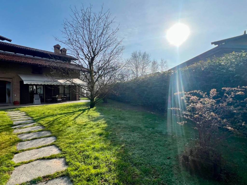 Villa a Lombardore in Via Francesco Bertino, 2 - Foto 2