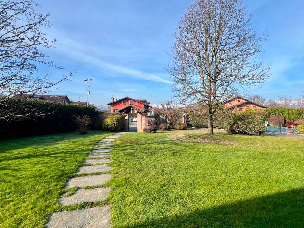 Villa a Lombardore in Via Francesco Bertino, 2 - Foto 5