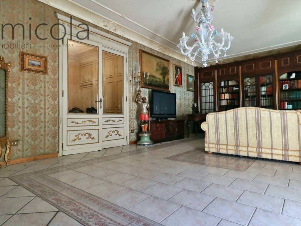 Appartamento a Portici in Viale Tiziano - Foto 5
