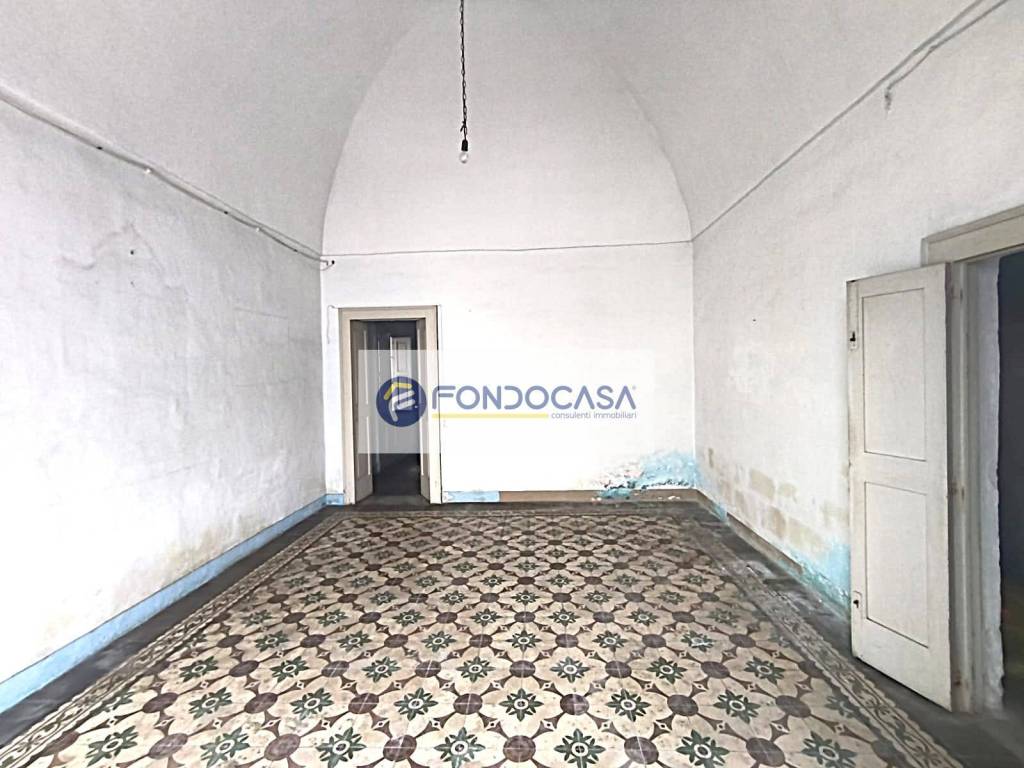 Casa indipendente a Poggiardo in Via Vittorio Veneto - Foto 4