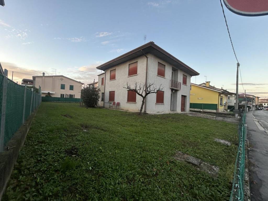 Villa a Mestrino in Viale Giuseppe Mazzini - Foto 4