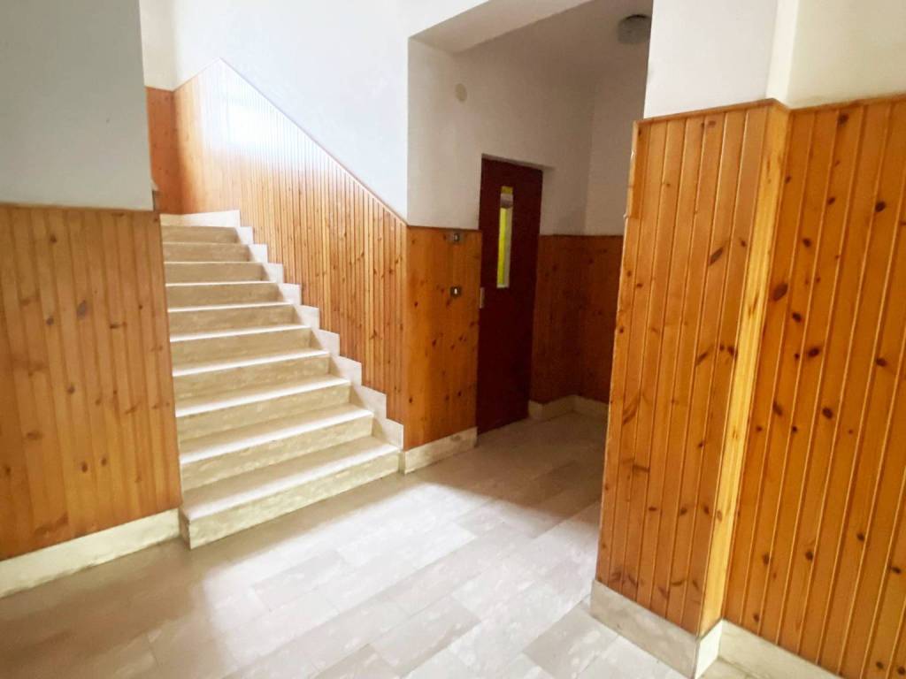 Appartamento a Terlizzi in Viale dei Garofani - Foto 2