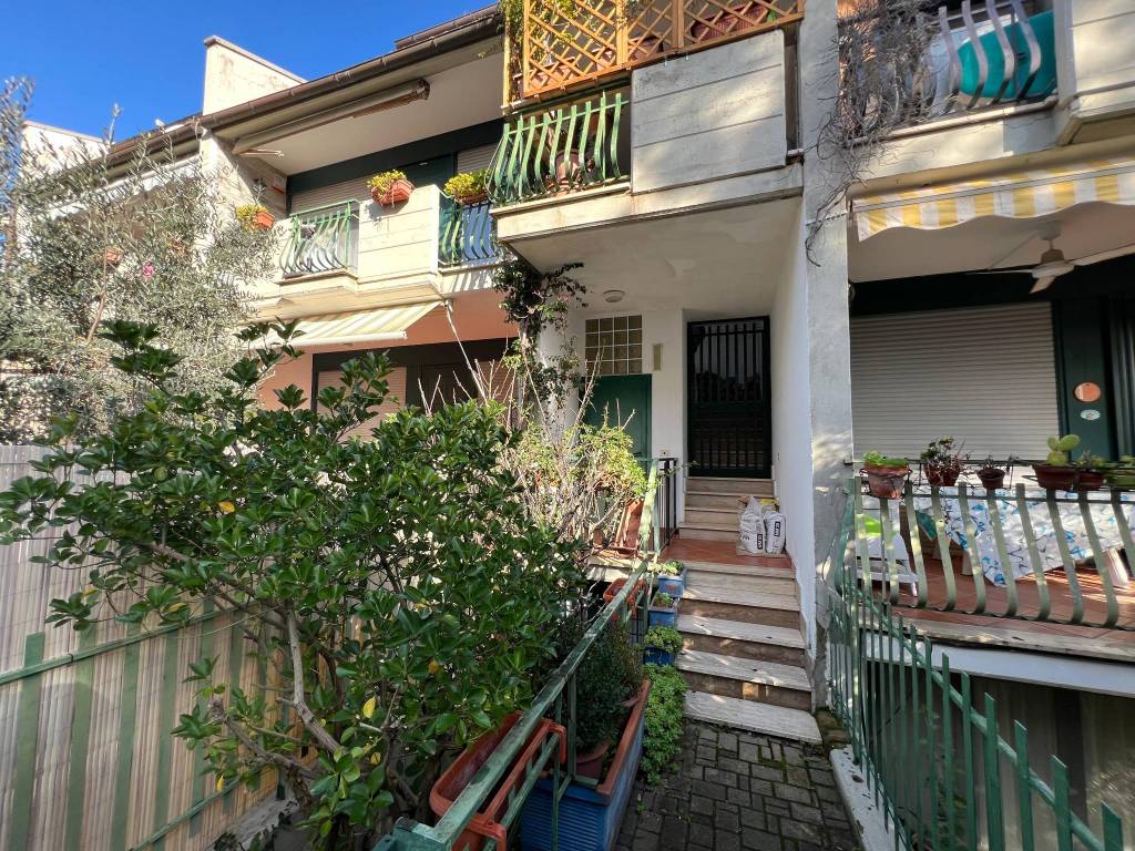 Appartamento a Fiumicino in Via Fontespina - Foto 2