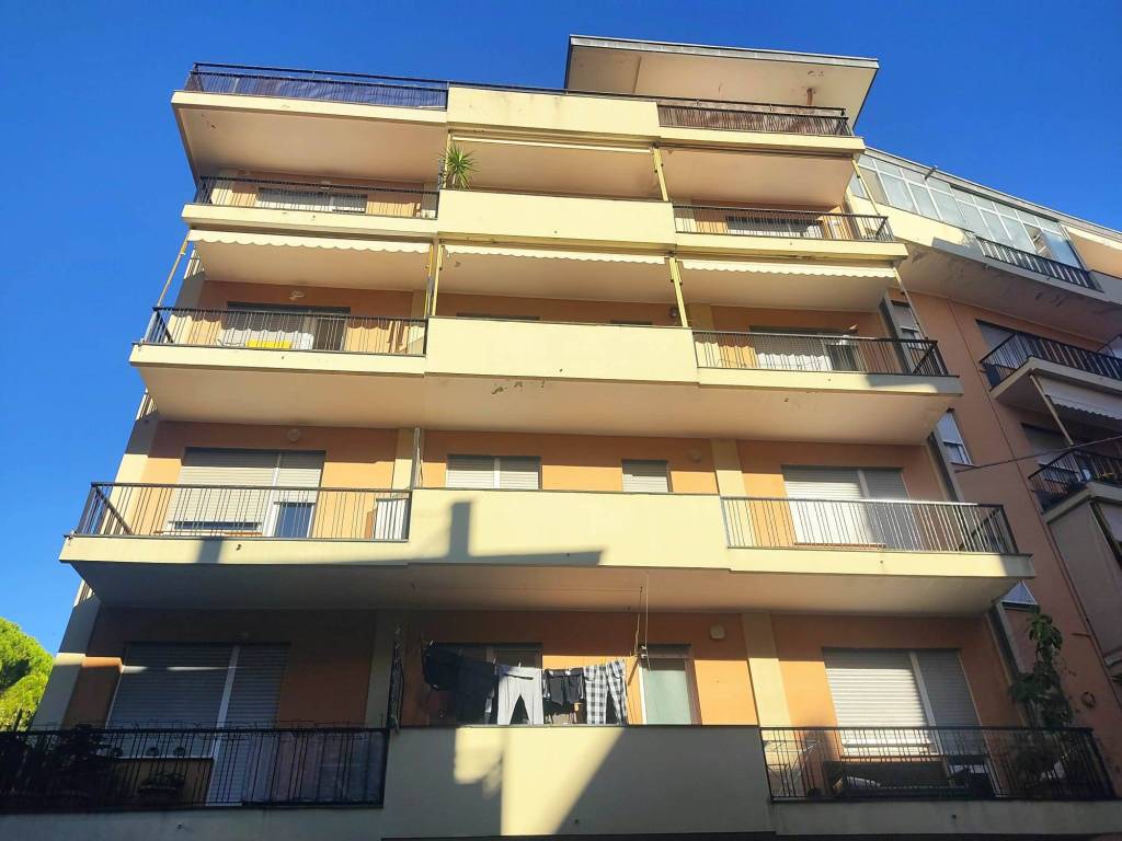 Appartamento a Chiavari in Viale Antonio ed Edelina Devoto - Foto 2