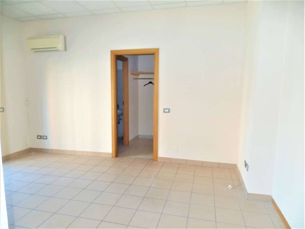 Immobile a Frosinone in VIALE MAZZINI, 170 - Foto 2