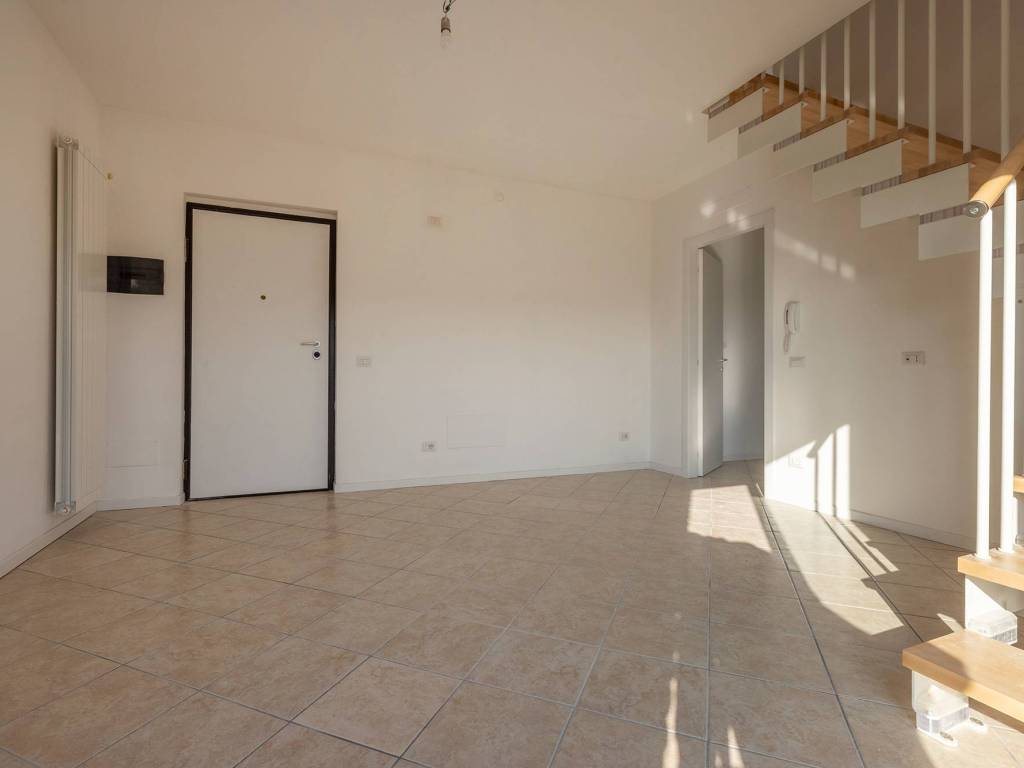 Appartamento a Mozzate in Via Don Osvaldo Bellomi, 11 - Foto 2