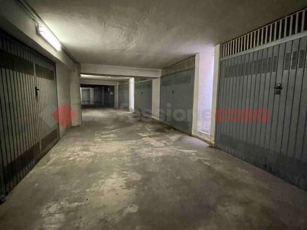 Box / garage a Minturno in Via Appia, 1737 - Foto 5