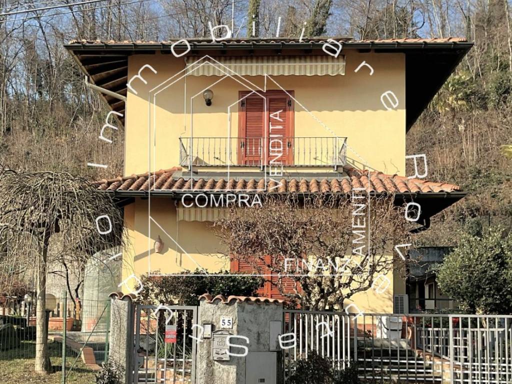 Villa a Gallarate in Via Monte Nevoso, 55 - Foto 2