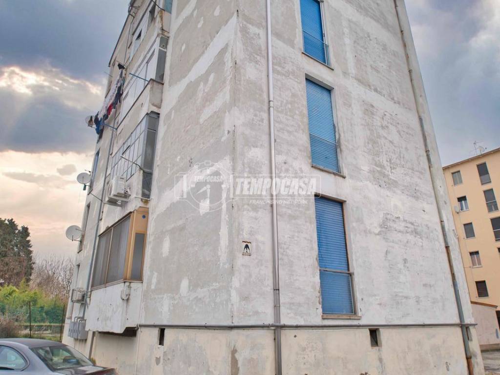 Appartamento a Vercelli in Via Udine - Foto 3