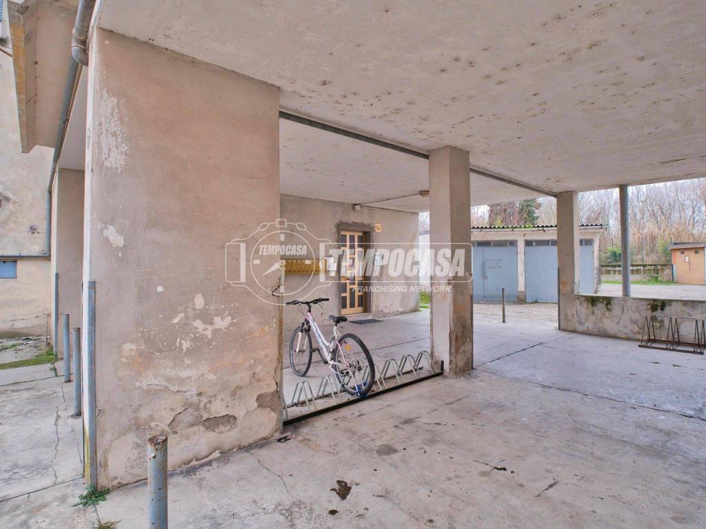 Appartamento a Vercelli in Via Udine - Foto 4