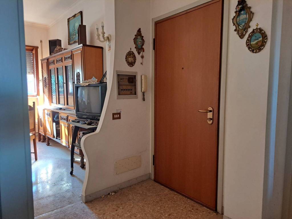 Appartamento a Monterotondo in Via Adige, 82 - Foto 2
