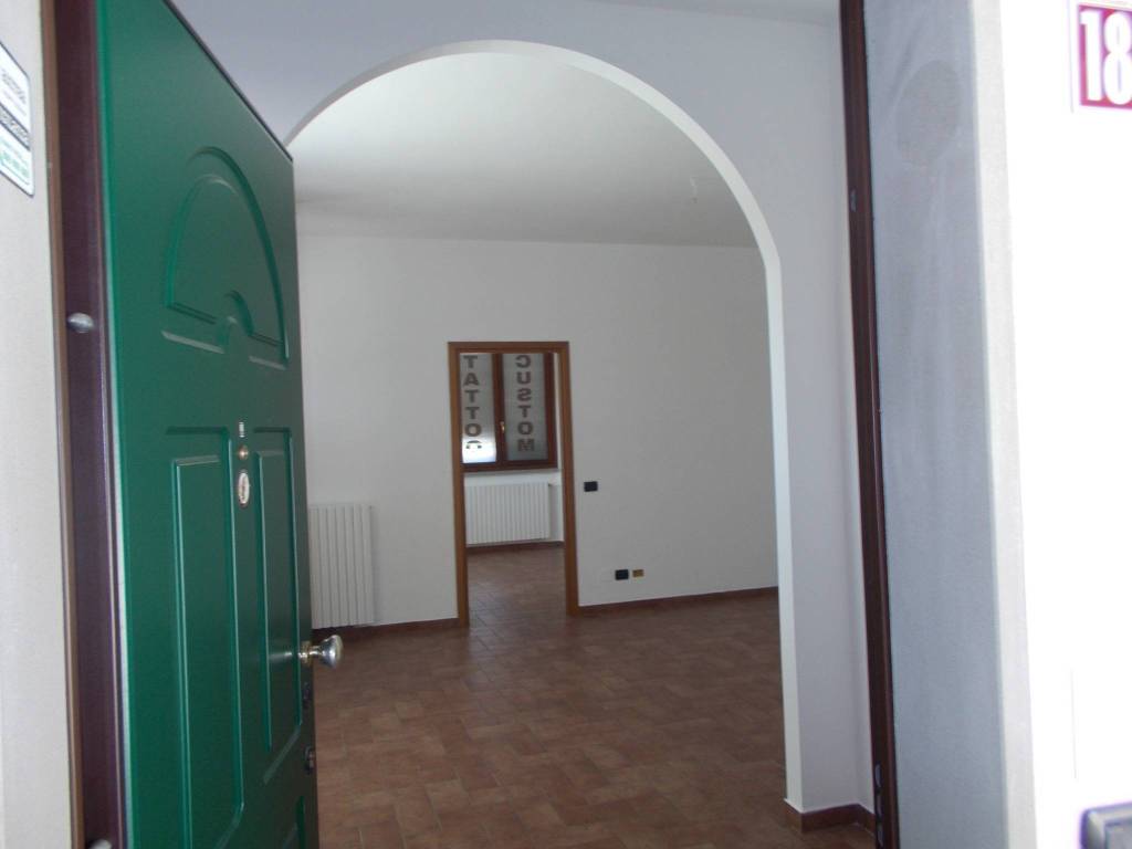 Appartamento a Basiglio in Via Dante Alighieri - Foto 5