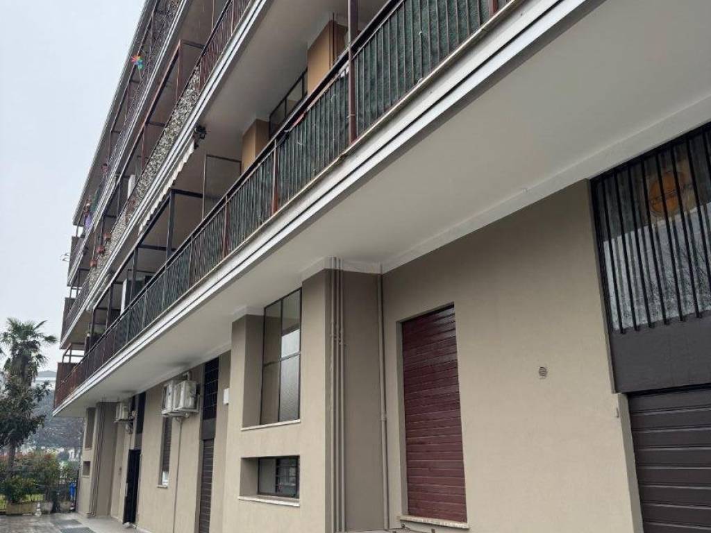 Appartamento a Cantù in Via Giulio Cesare - Foto 3