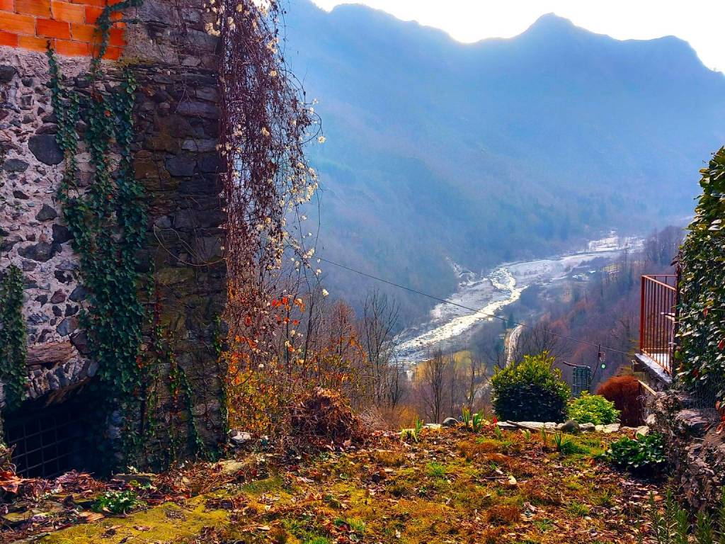 Rustico / casale a Varallo in Via Centro - Foto 3