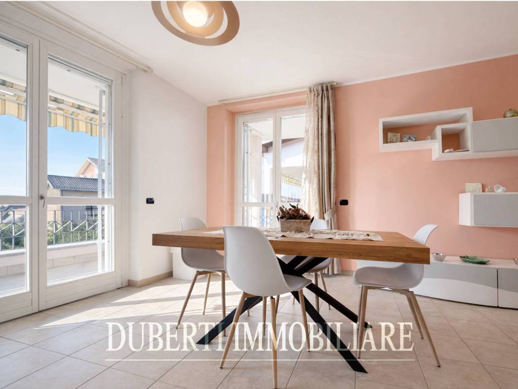 Appartamento a Varese in Via Giulio Giordani - Foto 3