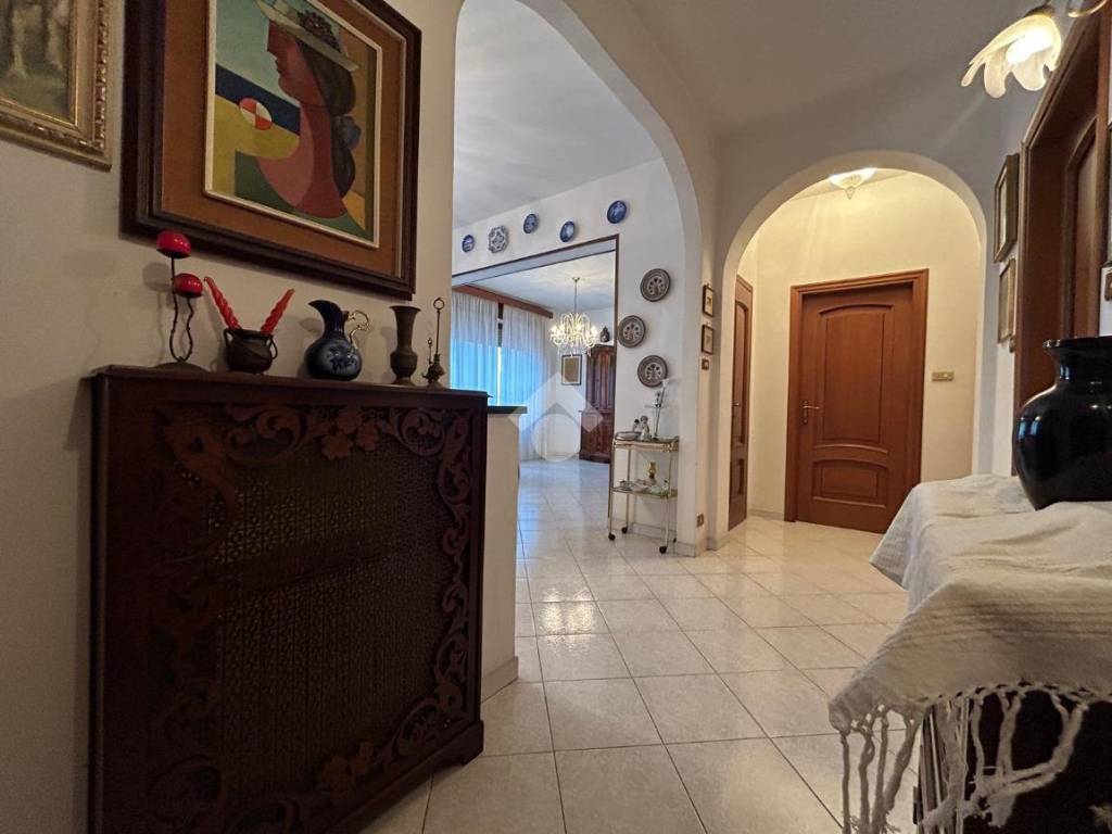 Casa indipendente a La spezia in Via Sarzana, 477 - Foto 3
