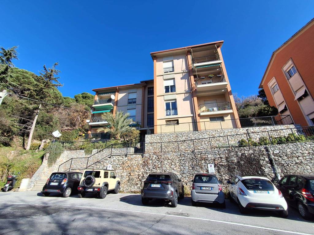 Appartamento a Finale ligure in Via della Pineta, 12 - Foto 4