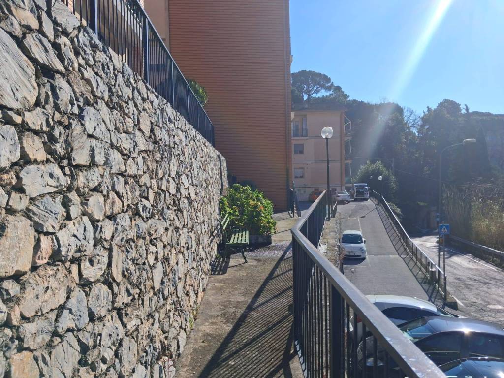 Appartamento a Finale ligure in Via della Pineta, 12 - Foto 5