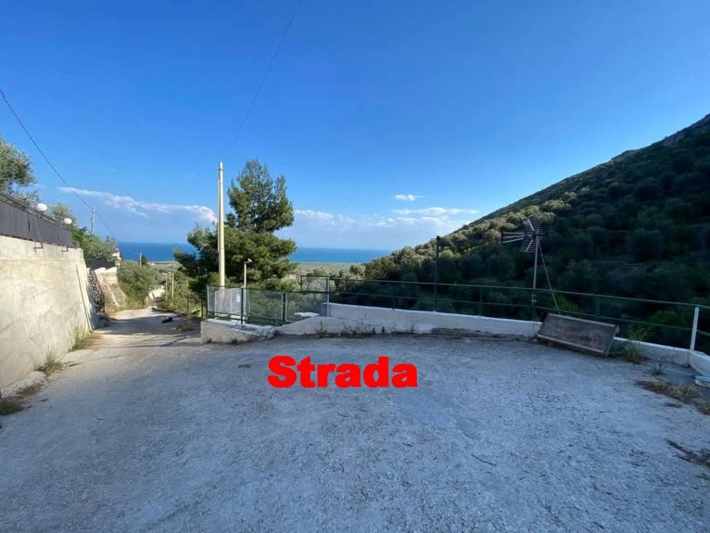 Rustico / casale a Monte sant'angelo in Via San Pasquale - Foto 3