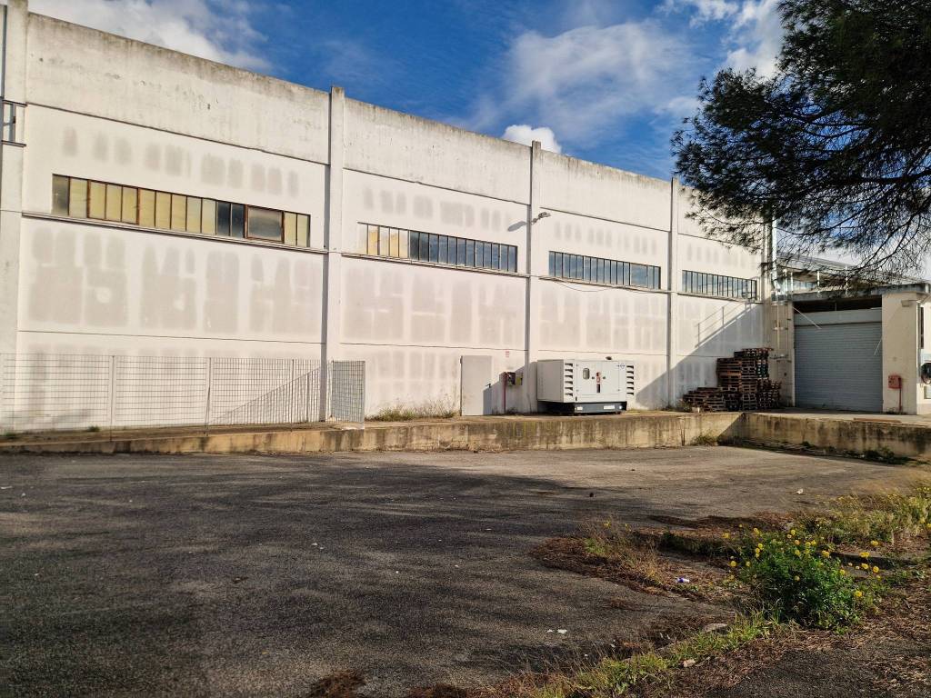 Immobile a Pomezia in Via Pontina - Foto 2