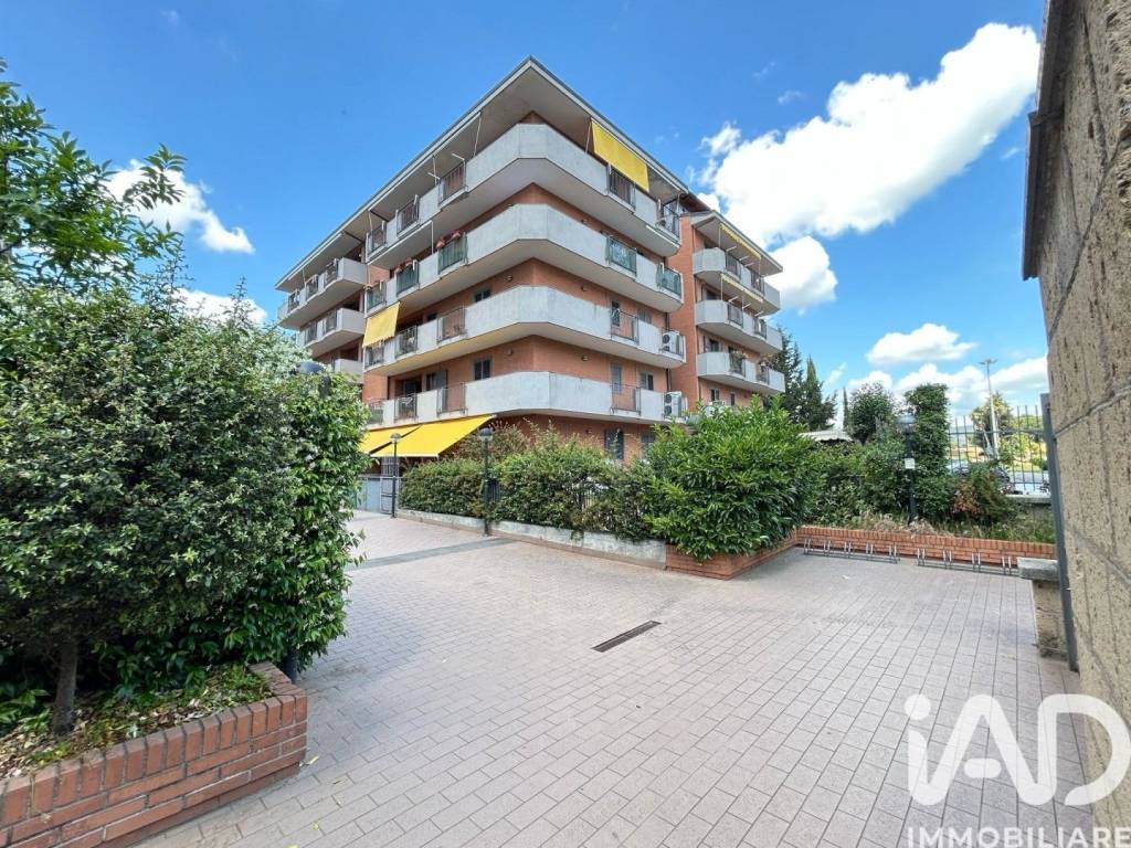 Appartamento a San nicola la strada in Via vicinale trivicillo - Foto 2