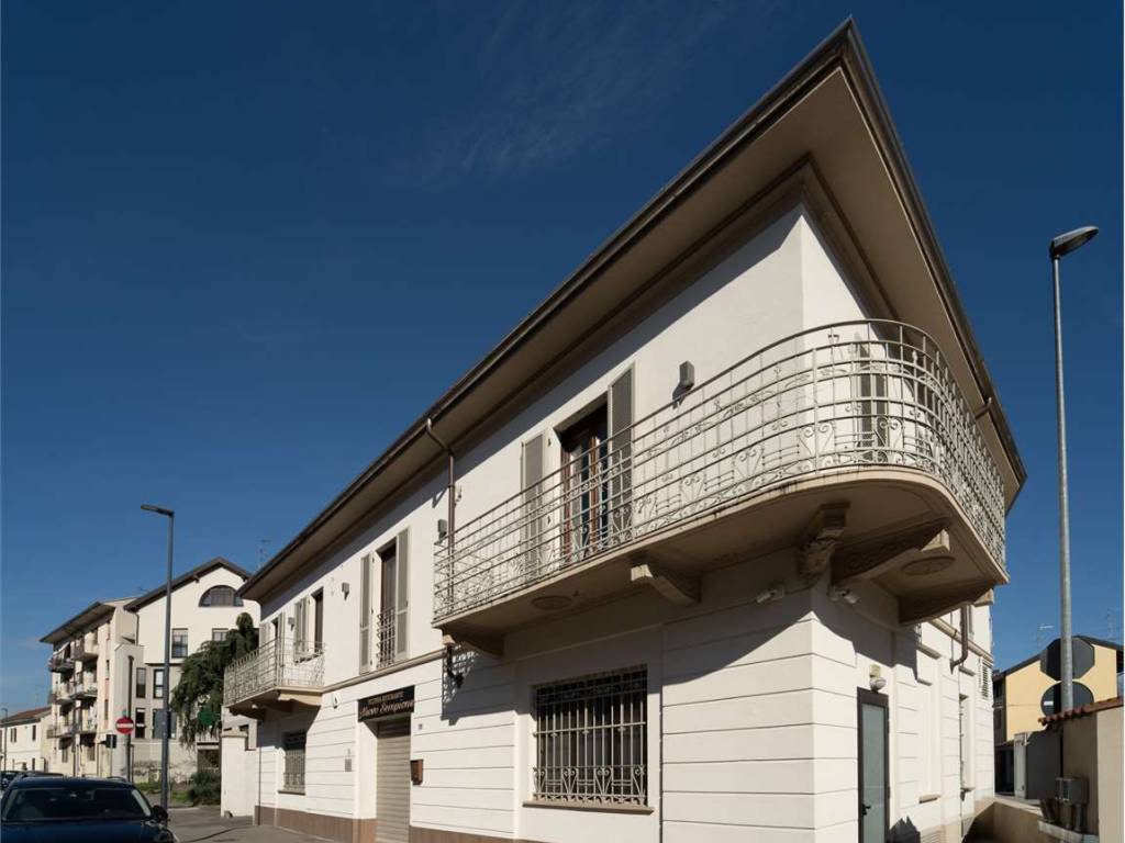 Palazzo / stabile a Novara - Foto 2