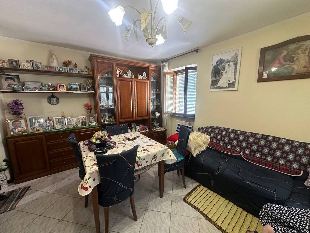 Appartamento a Valmadrera in Via Giuseppe Parini - Foto 3