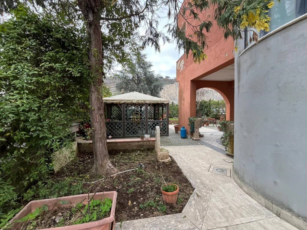 Appartamento a Maddaloni in Via Ponte Carolino - Foto 3