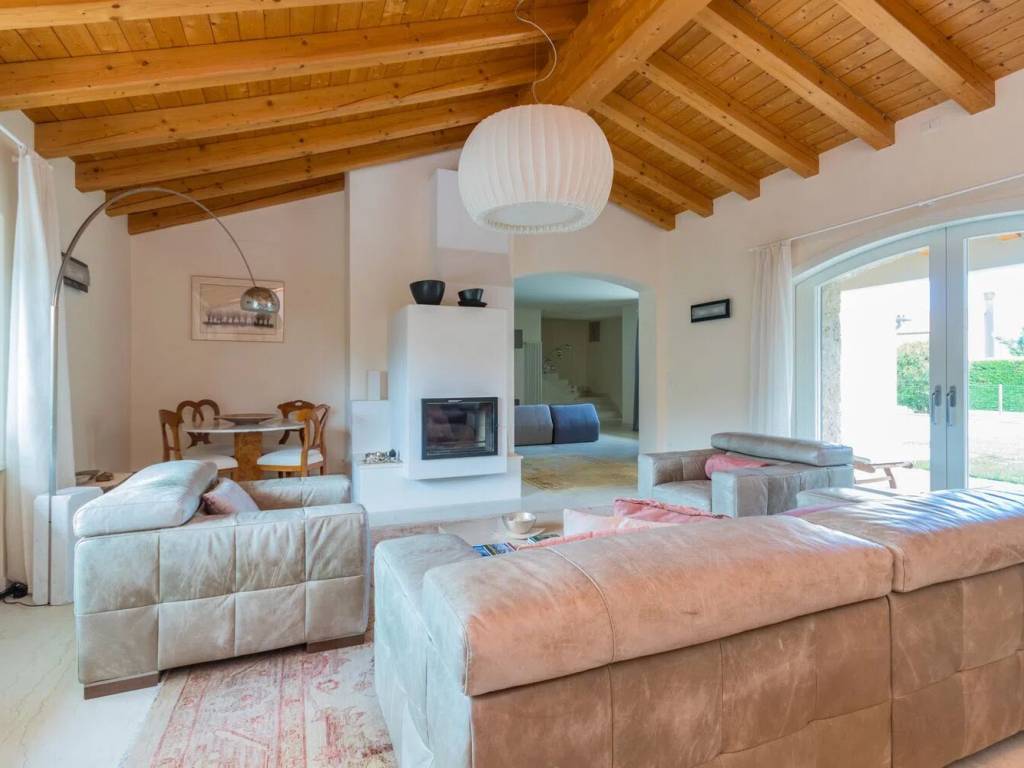 Villa a San pietro di feletto in Piazza Giovanni Xxiii°, 13 - Foto 4