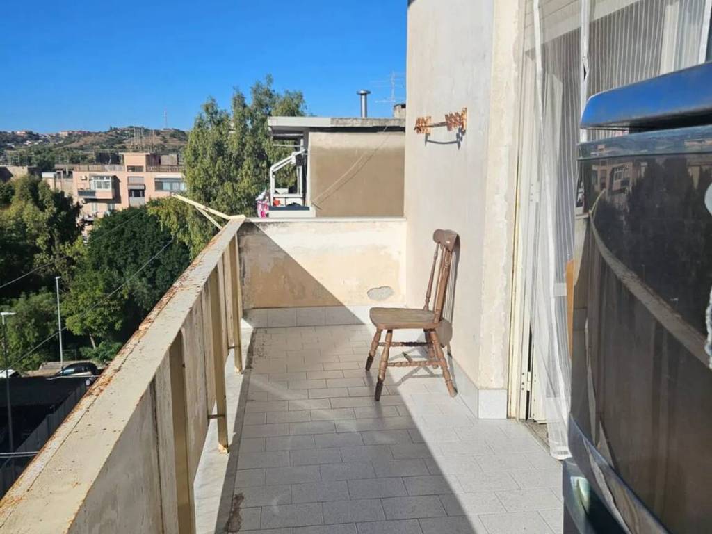 Appartamento a Catania in Via San Leone, 32 - Foto 2