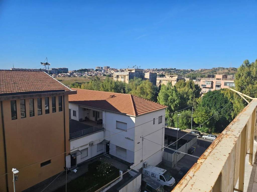 Appartamento a Catania in Via San Leone, 32 - Foto 3